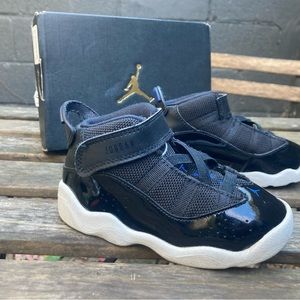 Black Patient Leather Blue Trim High Top Jordan 11 Sneakers Size 8C Toddler